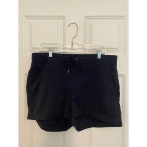 Athleta short size large